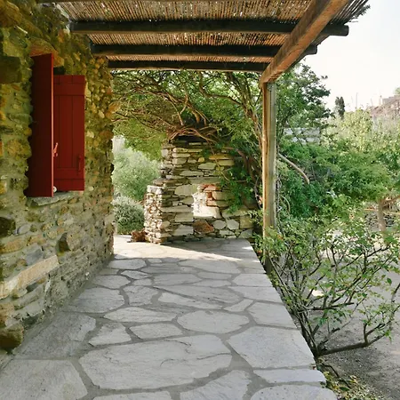 Rosalie Red House * Lichnaftia