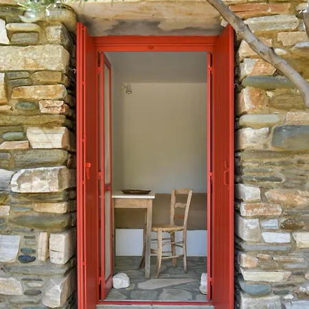 Rosalie Red House Holiday home *
