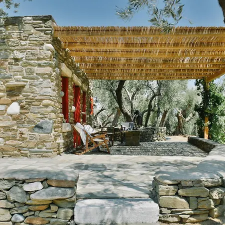 Rosalie Red House Holiday home Lichnaftia